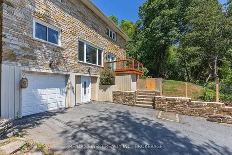 3327 Loughborough Drive Kingston ON K0H 1S0
