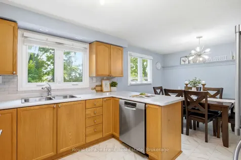 93 Reid Street Kawartha Lakes ON K0M 1A0