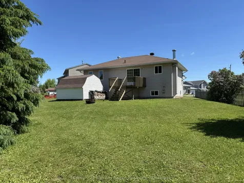 22 Paiement Court West Nipissing ON P2B 3E4