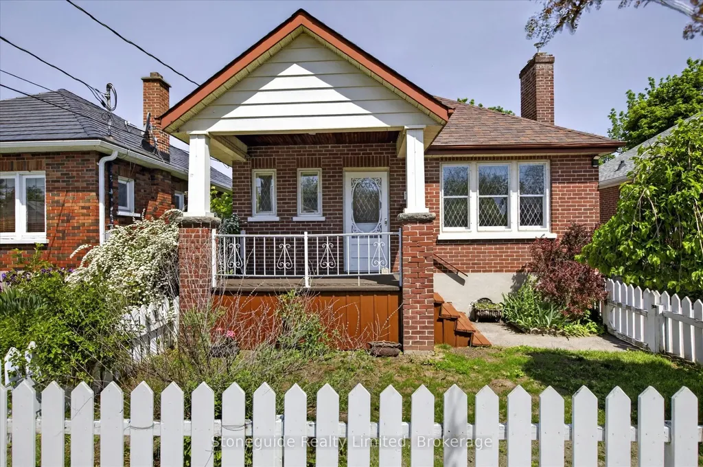 534 Douglas Avenue Peterborough ON K9J 4L1