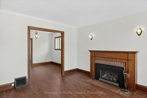534 Douglas Avenue Peterborough ON K9J 4L1