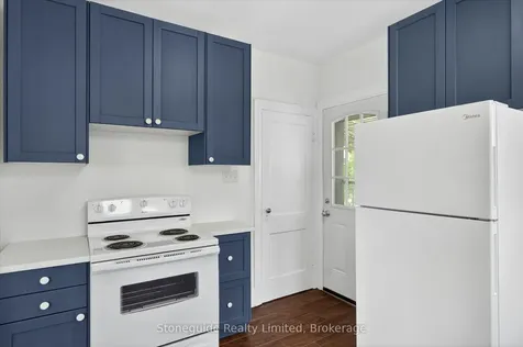 534 Douglas Avenue Peterborough ON K9J 4L1