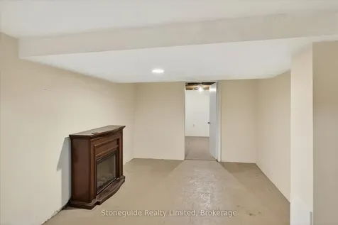 534 Douglas Avenue Peterborough ON K9J 4L1