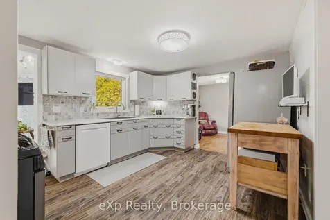 739 Waterloo Street Wellington North ON N0G 2L3