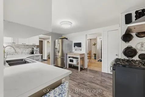 739 Waterloo Street Wellington North ON N0G 2L3