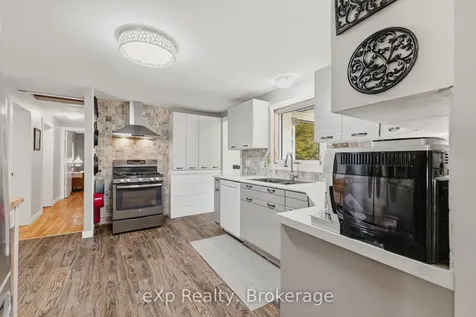 739 Waterloo Street Wellington North ON N0G 2L3