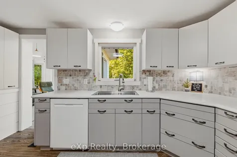 739 Waterloo Street Wellington North ON N0G 2L3