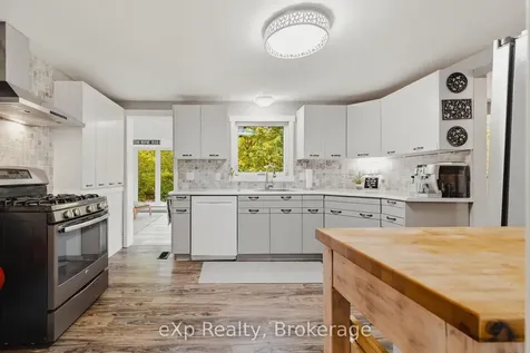739 Waterloo Street Wellington North ON N0G 2L3