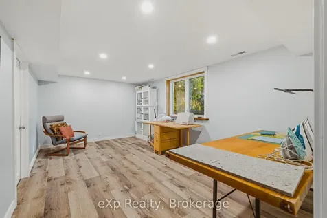 739 Waterloo Street Wellington North ON N0G 2L3