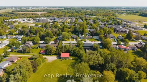 739 Waterloo Street Wellington North ON N0G 2L3