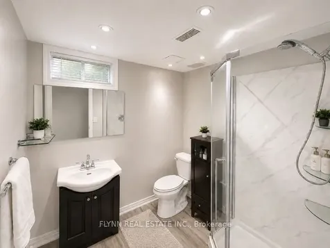 7763 Swan Street Niagara Falls ON L2H 2P7