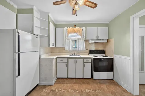 167 Taylor Avenue Hamilton ON L8K 3T1