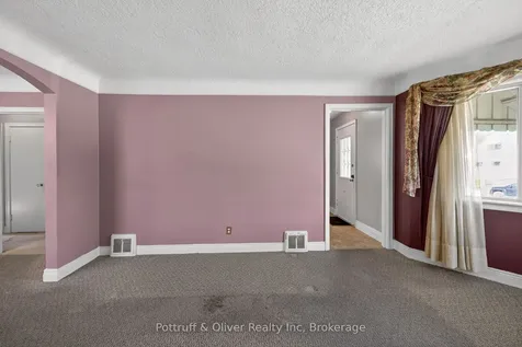 167 Taylor Avenue Hamilton ON L8K 3T1