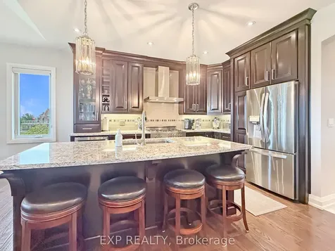 121 Turnberry Trail Welland ON L3B 0B7