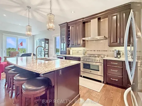 121 Turnberry Trail Welland ON L3B 0B7
