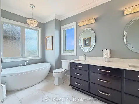 121 Turnberry Trail Welland ON L3B 0B7