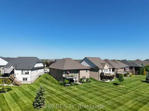 121 Turnberry Trail Welland ON L3B 0B7