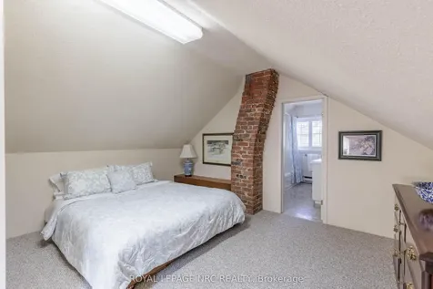 110 Highland Avenue St. Catharines ON L2R 4J2