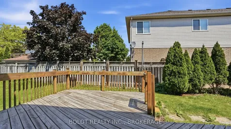 25 Summers Drive Thorold ON L2V 5C4