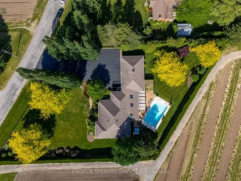 39 Hunter Road Niagara-on-the-lake ON L0S 1J0