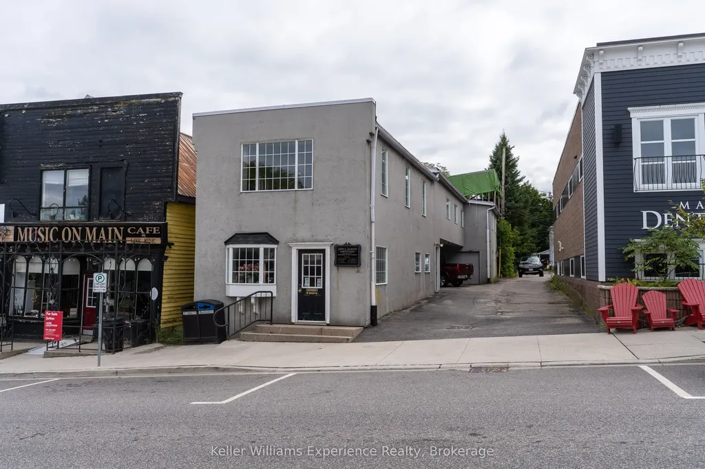 9 Main Street W Huntsville ON P1H 2C5