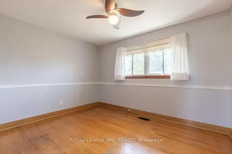 10 Ridgeview Avenue St. Catharines ON L2M 6B3