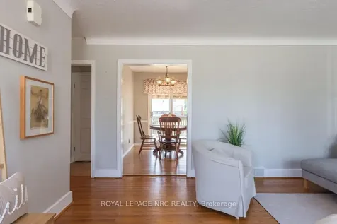 10 Ridgeview Avenue St. Catharines ON L2M 6B3