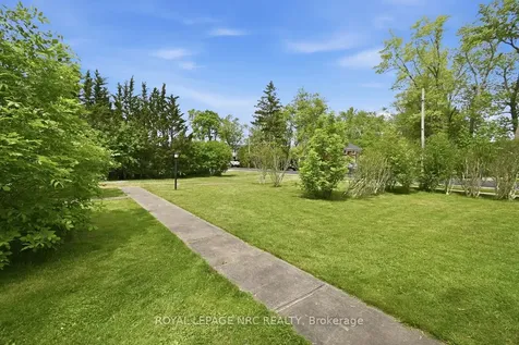 788 Edgemere Road Fort Erie ON L2A 1A6