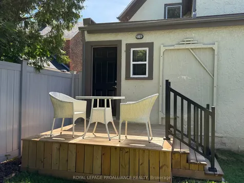104 James Street W Brockville ON K6V 4A2