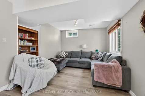 596 Whistler Terrace Kingston ON K7M 8K4