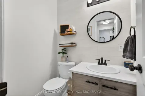 596 Whistler Terrace Kingston ON K7M 8K4