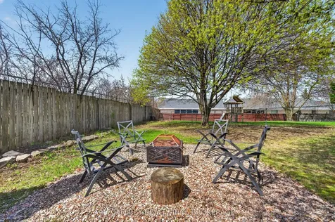 596 Whistler Terrace Kingston ON K7M 8K4