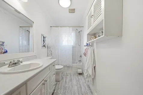 20 Ferry Street Quinte West ON K8V 1S2