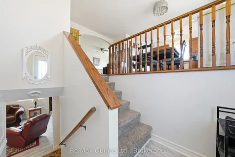 20 Ferry Street Quinte West ON K8V 1S2