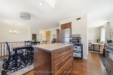 20 Ferry Street Quinte West ON K8V 1S2