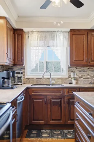 20 Ferry Street Quinte West ON K8V 1S2