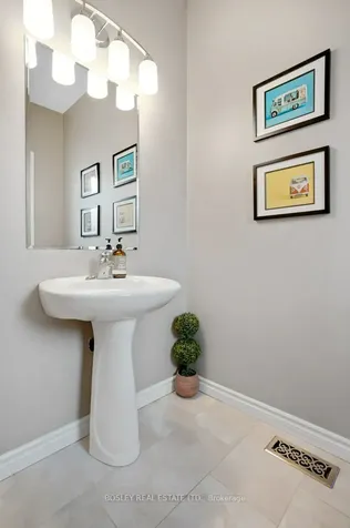397 Parkvale Drive Kitchener ON N2R 1Y2
