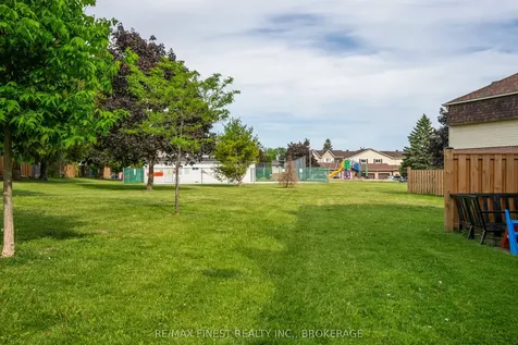 1083 Craig Lane Kingston ON K7M 7R3