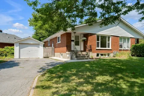 40 Crescent Drive Kingston ON K7M 4J5
