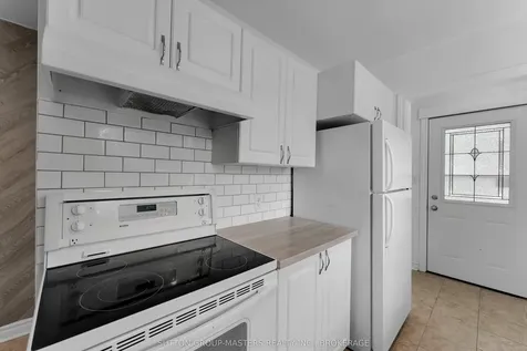 40 Crescent Drive Kingston ON K7M 4J5