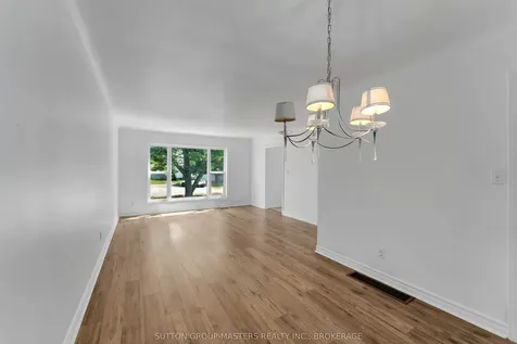 40 Crescent Drive Kingston ON K7M 4J5
