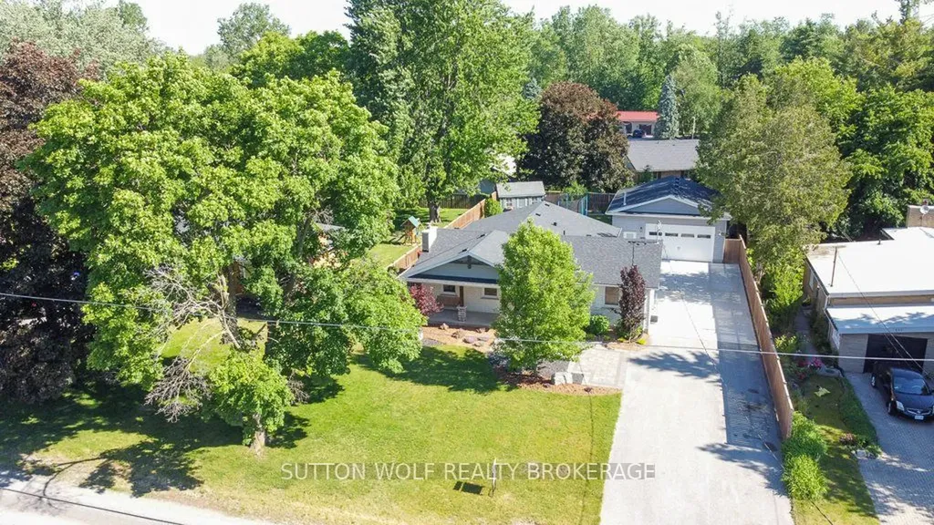 251 Front Street E Strathroy-caradoc ON N7G 1Z2