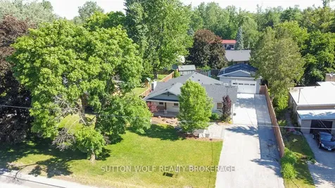 251 Front Street E Strathroy-caradoc ON N7G 1Z2