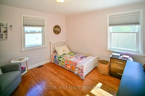 251 Front Street E Strathroy-caradoc ON N7G 1Z2