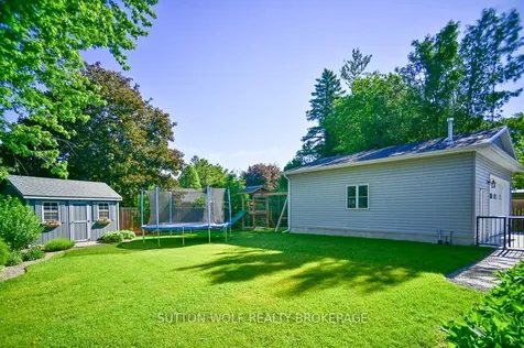 251 Front Street E Strathroy-caradoc ON N7G 1Z2