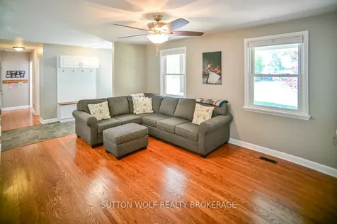 251 Front Street E Strathroy-caradoc ON N7G 1Z2