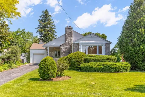 99 Sunning Hill Avenue Hamilton ON L8T 1C1