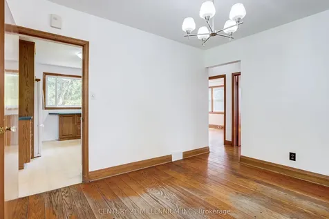 99 Sunning Hill Avenue Hamilton ON L8T 1C1