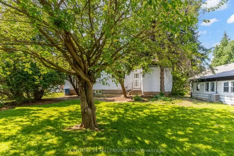 99 Sunning Hill Avenue Hamilton ON L8T 1C1