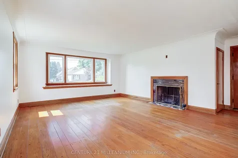 99 Sunning Hill Avenue Hamilton ON L8T 1C1